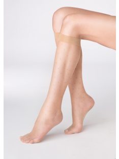 Marilyn P. 716 térdzokni